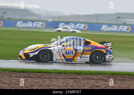 Jamie Osborne, Porsche 718 Cayman GT4 RS Clubsport, Parker Classic Works, Porsche Sprint Challenge Great Britain 2024, eine einzige Markenserie mit allen Stockfoto