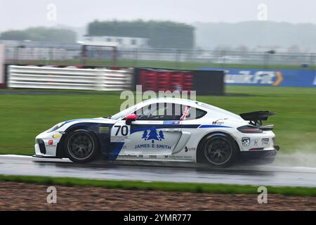 Samuel Harvey, Porsche 718 Cayman GT4 Clubsport, Xentek Motorsport, Porsche Sprint Challenge Großbritannien 2024, eine einzige Markenserie mit Allradantrieb Stockfoto