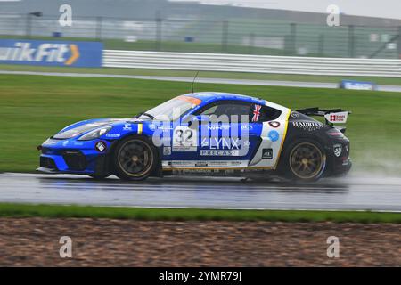 Ethan Hammerton, Porsche 718 Cayman GT4 RS Clubsport, Team Omologato mit Graves Motorsport, Porsche Sprint Challenge Great Britain 2024, ein einziges märz Stockfoto