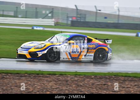 Jamie Osborne, Porsche 718 Cayman GT4 RS Clubsport, Parker Classic Works, Porsche Sprint Challenge Great Britain 2024, eine einzige Markenserie mit allen Stockfoto