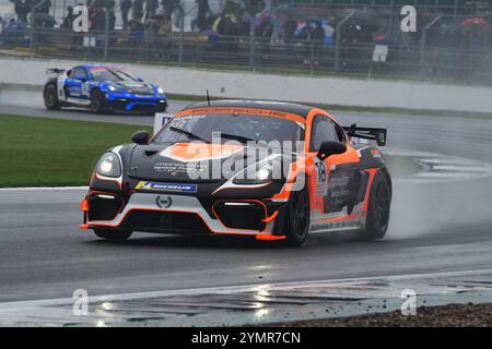 Sebastian Hopkins, Porsche 718 Cayman GT4 RS Clubsport, Team Parker Racing, Porsche Sprint Challenge Great Britain 2024, eine einzelne Markenserie mit einem Stockfoto