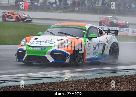 Bal Sidhu, Porsche 718 Cayman GT4 RS Clubsport, Xentek Motorsport, Porsche Sprint Challenge Great Britain 2024, eine einzige Markenserie mit allen Fahrern Stockfoto