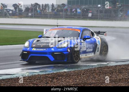 Ethan Hammerton, Porsche 718 Cayman GT4 RS Clubsport, Team Omologato mit Graves Motorsport, Porsche Sprint Challenge Great Britain 2024, ein einziges märz Stockfoto