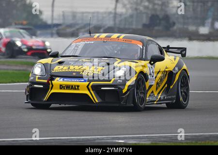 Thomas Bradshaw, Porsche 718 Cayman GT4 RS Clubsport, Toro Verde GT, Porsche Sprint Challenge Großbritannien 2024, eine einzige Markenserie mit allen Antriebssystemen Stockfoto