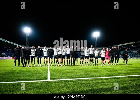 Den Bosch - Serano Seymor von Excelsior Rotterdam, Seb Loeffen von Excelsior Rotterdam, Derensili Sanches Fernandes von Excelsior Rotterdam, Jacky Donkor von Excelsior Rotterdam, Joshua Eijgenraam von Excelsior Rotterdam, Lennard Hartjes von Excelsior Rotterdam, Seydou Fini von Excelsior Rotterdam 2024 2025, Die Übereinstimmung wird zwischen FC den festgelegt Stockfoto