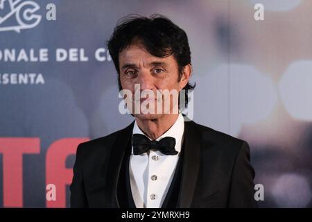 Turin, Italien. November 2024. Giulio Base nimmt am roten Teppich der Eröffnungszeremonie des 42. Torino Film Festivals in Turin Teil. Quelle: SOPA Images Limited/Alamy Live News Stockfoto