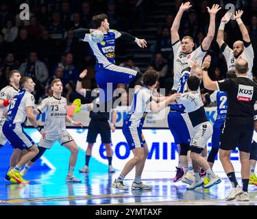 Marko Grgic (ThSV Eisenach, #17), Gian Attenhofer (ThSV Eisenach, #11), Erik Balenciaga (Rueckraum Mitte, MT Melsungen, #6), Dainis Kristopans (Rueckraum Rechts, MT Melsungen, #10), Adrian Sipos (Kreislaeufer, MT Melsungen, #8), Timo Kastening (Rechtsaussen, MT Melsungen, #73), Simone Mengon (ThSV Eisenach, #15) GER, Thüringen, ThSV Eisenach gegen MT Melsungen, Handball, Daikin 1. Handballbundesliga, 11.Spieltag, Saison 2024/2025, Freitag, 22.11.2024, 19,00 Uhr Foto: Eibner-Pressefoto/Martin Herbst Stockfoto