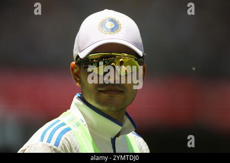 Perth Stadium, Perth, Australien. November 2024. International Test Cricket, Australien gegen Indien 1. Test Day 2; Shubman Gill of India Credit: Action Plus Sports/Alamy Live News Stockfoto