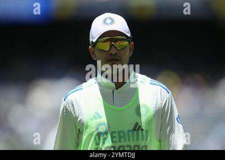 Perth Stadium, Perth, Australien. November 2024. International Test Cricket, Australien gegen Indien 1. Test Day 2; Shubman Gill of India Credit: Action Plus Sports/Alamy Live News Stockfoto