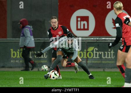 Leverkusen, Deutschland. November 2024. Leverkusen, 22. November 2024: Adrijana Mori (10 Turbine Potsdam) im Einsatz beim DFB-Pokal Frauen zwischen Bayer Leverkusen und Carl Zeiss Jena im Ulrich-Haberland-Stadion in Leverkusen. (Qianru Zhang/SPP) Credit: SPP Sport Press Photo. /Alamy Live News Stockfoto