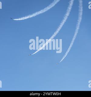 Die Black Eagles der Luftwaffe der Republik Korea führt vor der Militärparade der koreanischen Armee in Seoul über der Innenstadt von Seoul durch. Stockfoto