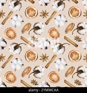 Baumwolle, Orangenscheiben, Zimtstangen und Anissterne. Aquarellflorales nahtloses Muster auf beigefarbenem Hintergrund für Winterdesign, Weihnachtsverpackung Stockfoto