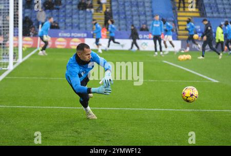 King Power Stadium, Leicester, Großbritannien. November 2024. Premier League Football, Leicester City gegen Chelsea; Robert Sanchez aus Chelsea während des warm-up-Vorspiels Credit: Action Plus Sports/Alamy Live News Stockfoto
