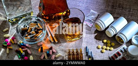 Süchtig machenden Substanzen, einschließlich Alkohol, Zigaretten und Drogen. Stockfoto