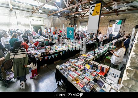Limassol, Zypern. November 2024. Ein allgemeiner Überblick über die Veranstaltung in Limassol, Zypern, am 23. November 2024. Die 3. Internationale Buchmesse in Limassol findet in Carob Mills statt. (Foto: Kostas Pikoulas/SIPA USA). Quelle: SIPA USA/Alamy Live News Stockfoto