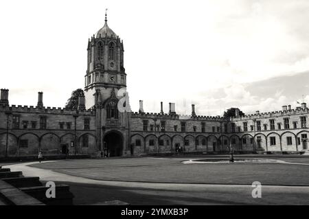 OXFORD, Großbritannien - 23. AUGUST 2017: Christ Church Constituent College der University of Oxford in England. Schwarzweißes historisches Foto Stockfoto