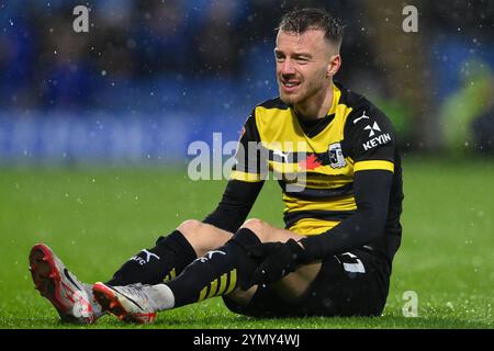 Elliot Newby von Barrow während des Spiels der Sky Bet League 2 zwischen Chesterfield und Barrow im b2net-Stadion in Chesterfield am Samstag, den 23. November 2024. (Foto: Jon Hobley | MI News) Credit: MI News & Sport /Alamy Live News Stockfoto