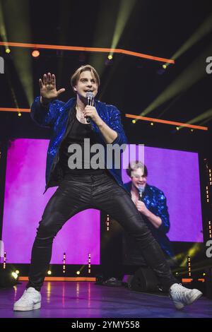 Vincent Gross bei der Schlagernacht des Jahres live auf der Original Tour in der Berliner Uber Arena am 16. November 2024 Stockfoto