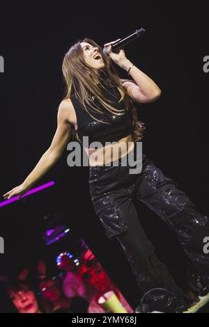 Vanessa Mai bei der Schlagernacht des Jahres live auf der Original Tour in der Berliner Uber Arena am 16. November 2024 Stockfoto