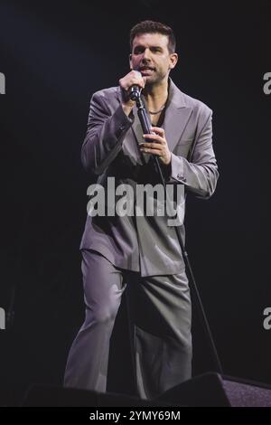 Jay Khan bei der Schlagernacht des Jahres live auf der Original Tour in der Berliner Uber Arena am 16. November 2024 Stockfoto