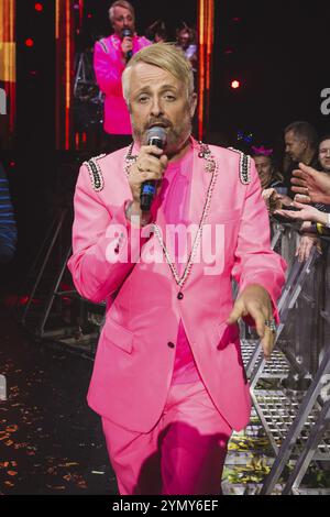 Ross Antony mit Publikum bei der Schlagernacht des Jahres live auf der Original Tour in der Berliner Uber Arena am 16. November 2024 Stockfoto