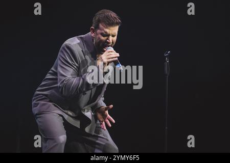 Jay Khan bei der Schlagernacht des Jahres live auf der Original Tour in der Berliner Uber Arena am 16. November 2024 Stockfoto