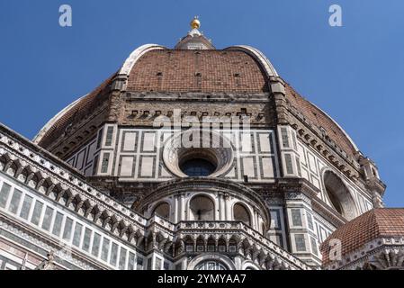 Die riesige Kuppel der Kathedrale Santa Maria del Fiore in Florenz, Italien, Europa Stockfoto