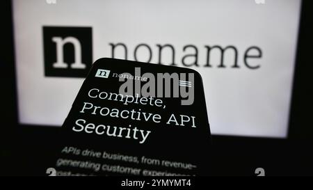 Stuttgart, Deutschland, 14.05.2024: Mobiltelefon mit Webseite des US-amerikanischen Cybersicherheitsunternehmens Noname Security vor Geschäftslogo. Fokus oben links von Stockfoto
