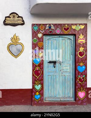 Calle Calzada de la Aurora, San Miguel de Allende, Mexiko. Stockfoto