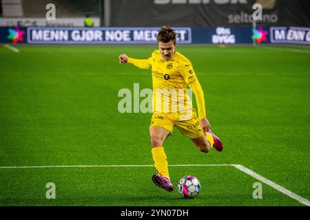 Skien, Norwegen, 23. November 2024. Bodø/Glimts Fredrik Bjørkan dreht im Eliteserien-Spiel zwischen Odd und Bodø/Glimt in der Skagerak Arena. Quelle: Frode Arnesen/Alamy Live News Stockfoto