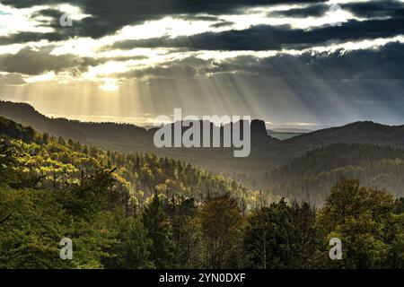 Magische Abendstimmung in der Sächsischen Schweiz 3 Stockfoto