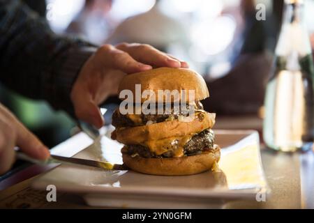 Szenen aus Umami Burger am 1520 Cahuenga Blvd in Hollywood, CA. Stockfoto