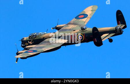 Avro Lancaster BII PA474 Bomberflugzeug des Battle of Britain Memorial Flight. Ede, Niederlande - 21. September 2024 Stockfoto