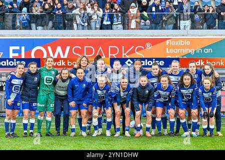 Gent, Belgien. November 2024. Das Bild wurde während eines Frauenfußballspiels zwischen KAA Gent Ladies und Standard Femina de Lüttich am 11. Spieltag der Saison 2024 - 2025 der Belgischen Lotto Womens Super League am Samstag, 23. November 2024 in Gent, BELGIEN, gezeigt. Quelle: Sportpix/Alamy Live News Stockfoto