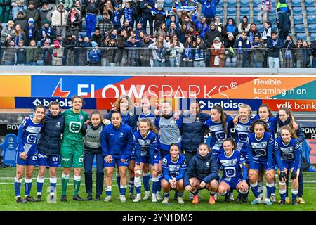 Gent, Belgien. November 2024. Das Bild wurde während eines Frauenfußballspiels zwischen KAA Gent Ladies und Standard Femina de Lüttich am 11. Spieltag der Saison 2024 - 2025 der Belgischen Lotto Womens Super League am Samstag, 23. November 2024 in Gent, BELGIEN, gezeigt. Quelle: Sportpix/Alamy Live News Stockfoto