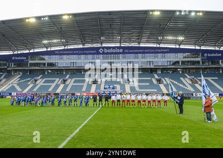 Gent, Belgien. November 2024. Das Line-up wurde vor einem Frauenfußballspiel zwischen KAA Gent Ladies und Standard Femina de Lüttich am 11. Spieltag der Saison 2024 - 2025 der Belgischen Lotto Womens Super League am Samstag, 23. November 2024 in Gent, BELGIEN, dargestellt. Quelle: Sportpix/Alamy Live News Stockfoto