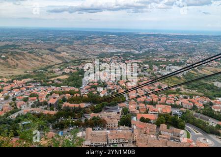 Citta di San Marino, San Marino - 5. September 2024: Schöner Panoramablick von San Marino City. Stockfoto