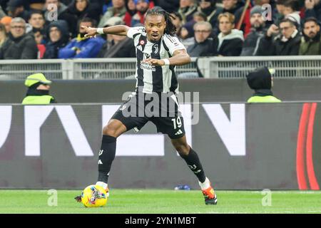 Mailand, Italien. November 2024. Khephren Thuram des FC Juventus im Rahmen des Fußballspiels der Serie A Enilive 2024/2025 zwischen Mailand und Juventus im Giuseppe Meazza-Stadion in Mailand, Norditalien - Sonntag, 23. November 2024. Sport - Fußball. (Foto von Antonio Saia) Credit: Kines Milano/Alamy Live News Stockfoto