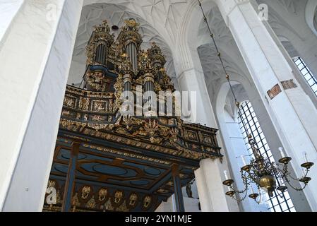 Danzig, Polen, 01. Mai 2024. Berühmte Orgel in der gotischen i St. Mary Kirche Stockfoto