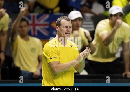 Malaga, Spanien. November 2024. Lleyton Hewitt, australischer Kapitän beim Davis Cup 2024, dem Halbfinalspiel zwischen Italien und Australien am 23. November 2024 im Martin Carpena Pavilion in Malaga, Spanien Credit: Independent Photo Agency/Alamy Live News Stockfoto