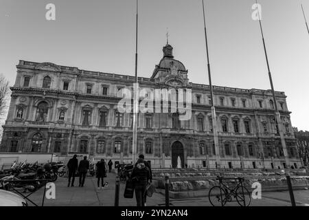 Marseille, Frankreich - 28. Januar 2022: Die Fassade des Rathauses von Marseille, Frankreich. Stockfoto