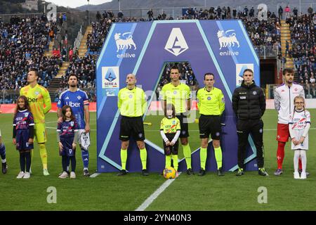 Como, Italien. November 2024. Como's UNROSSOALLAVIOLENZAwährend des Fußballspiels Serie A Enilive 2024/2025 zwischen Como und Fiorentina im Giuseppe Sinigaglia Stadion in Como, Norditalien - Sonntag, 24. November 2024. Sport - Fußball. (Foto: Antonio Saia/LaPresse) Credit: LaPresse/Alamy Live News Stockfoto