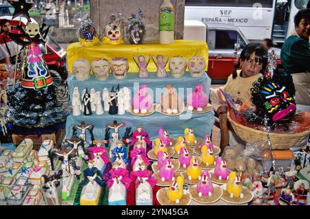 Bonbons-Stand während der Fiesta de Muertos am Plaza San Francisco in Patzcuaro, Bundesstaat Michoacan, Mexiko Stockfoto