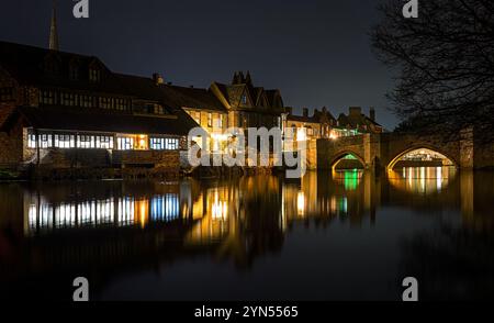 Alte Brücke, St. Ives Stockfoto