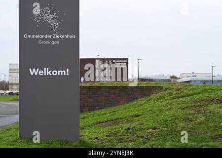 Niederländische Zentralklinik macht Millionen-Verluste. Blick auf die niederländische Zentralklinik Ommelander Ziekenhuis in der Provinz Groningen. Niederländische Medien zufolge macht das Krankenhaus derzeit Millionen-Verluste. Scheemda Groningen Niederlande *** niederländisches Zentralkrankenhaus macht Millionen an Verlusten Ansicht des niederländischen Zentralkrankenhauses Ommelander Ziekenhuis in der Provinz Groningen Laut niederländischen Medien macht das Krankenhaus derzeit Millionen an Verlusten Scheemda Groningen Niederlande Urheberrecht: Xdiebildwerftx Stockfoto