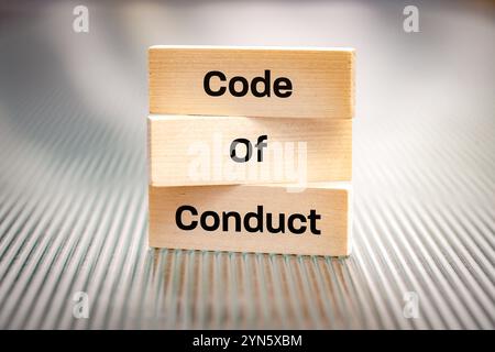 Business and Code of Conduct Konzept, setzt Holzblöcke mit den Worten Code of Conduct. Symbol für Verhaltenskodex. Wunderschöner Hintergrund. Kopierbereich Stockfoto