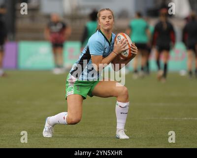 Hendon, North London, Großbritannien. November 2024. Hendon, North London, England, 24. November 2024: Lisa Neumann (11 Harlequins) wärmt sich vor dem Allianz Premiership Womens Rugby Spiel zwischen Saracens und Harlequins im StoneX Stadium in Hendon, North London, England auf. (Jay Patel/SPP) Credit: SPP Sport Press Photo. /Alamy Live News Stockfoto