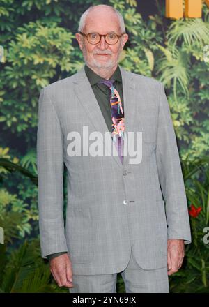 London, Großbritannien. November 2024. Jim Broadbent nimmt an der Weltpremiere von „Paddington in Peru“ am Leicester Square Teil. Quelle: SOPA Images Limited/Alamy Live News Stockfoto