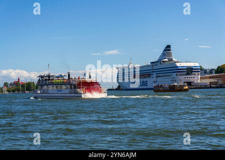 Frau Silja Serenade Kreuzfahrt der estnischen Reederei Tallink Grupp unter der Marke Silja Line am 6. Juli 2024 in Helsinki, Finnland. Stockfoto