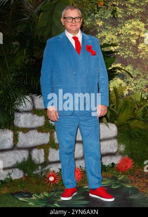 London, Großbritannien. November 2024. Hugh Bonneville nimmt an der Weltpremiere von „Paddington in Peru“ am Leicester Square Teil. (Foto: Mario Mitsis/SOPA Images/SIPA USA) Credit: SIPA USA/Alamy Live News Stockfoto